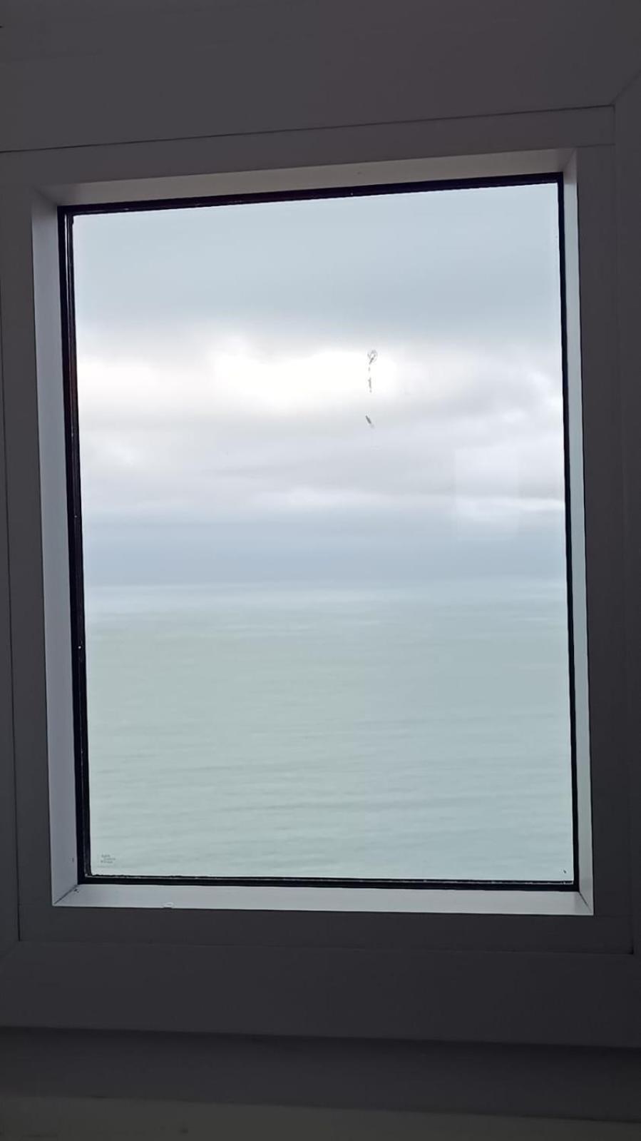 La Mer En Face Étretat Exteriör bild